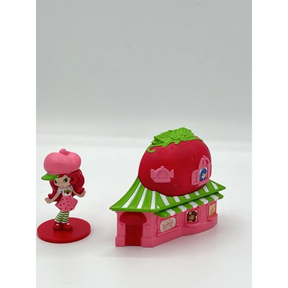 RARE Strawberry Shortcake Cake Topper 2 Pieces Set. Vintage